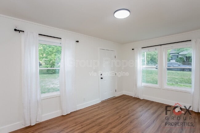 Photo - 505 Hickory St