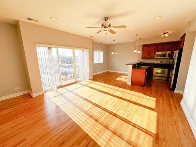 Photo - 6112 W Diversey Ave Unit G3
