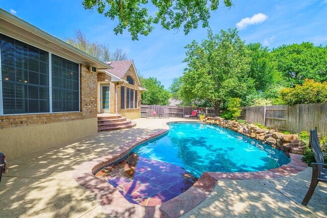 5201 Kite Tail Dr