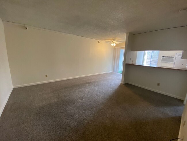 Photo - 7506 Parkway Dr