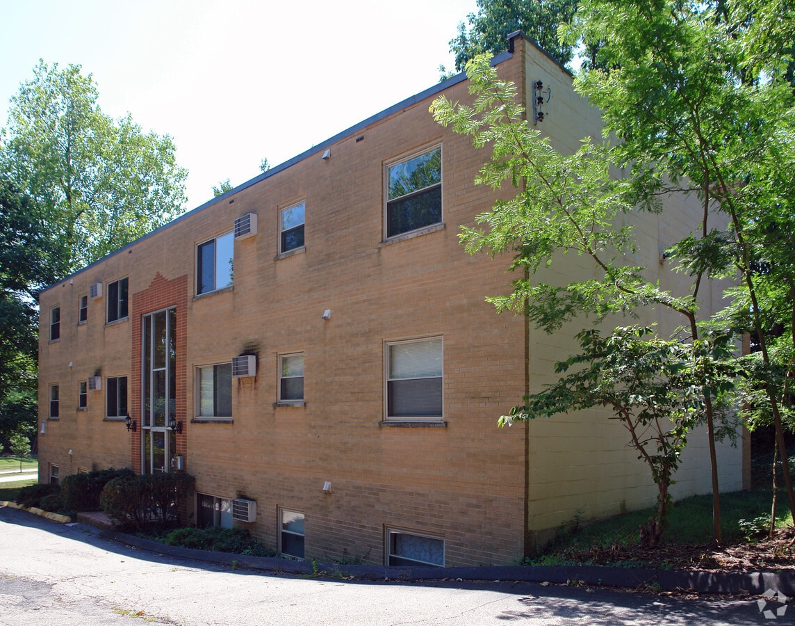 Juniper Ridge Apartments - Juniper Ridge Apartments