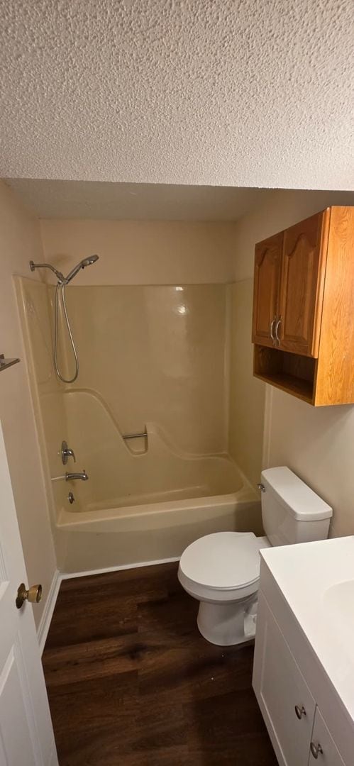 Photo - ****** HALF OFF FIRST FULL MONTH OF RENT!! ******