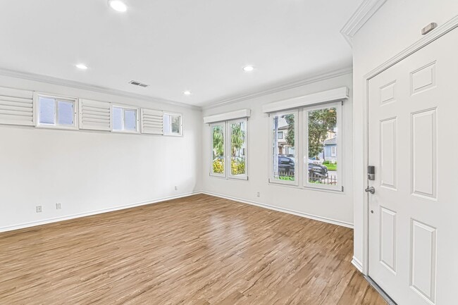 Photo - 119 Granada Ave