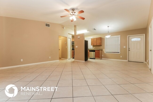 Photo - 425 NW 4th St