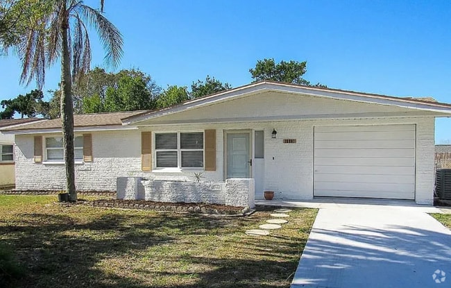 Building Photo - 10801 Kingsbridge Rd Rental
