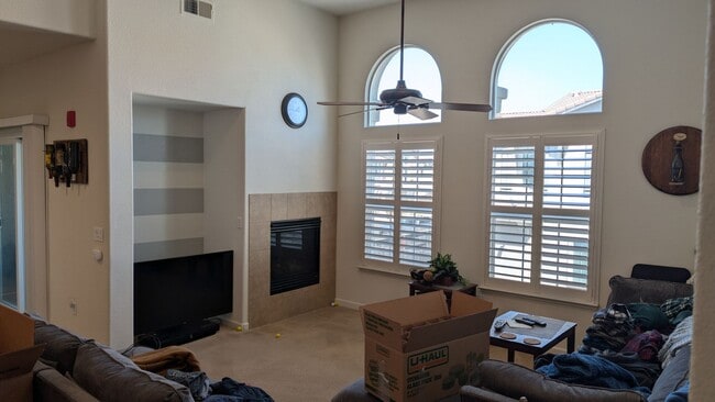 Photo - WELCOME HOME! Available 2 Bedroom 2 Bath Located in Elk Grove! Contact us today!!!