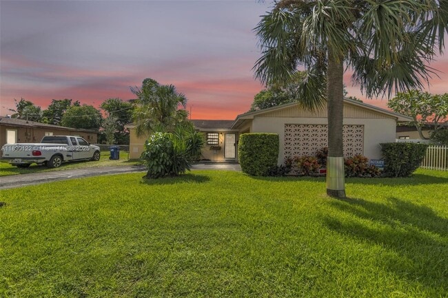 Building Photo - 2860 NW 184th St