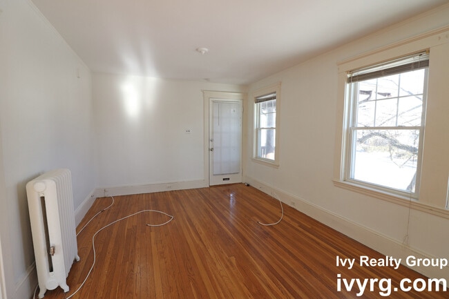 Photo - 52-54 Maplewood St