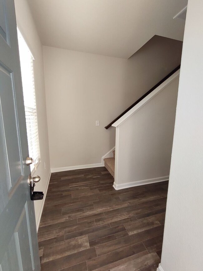 112 Chandler Ct