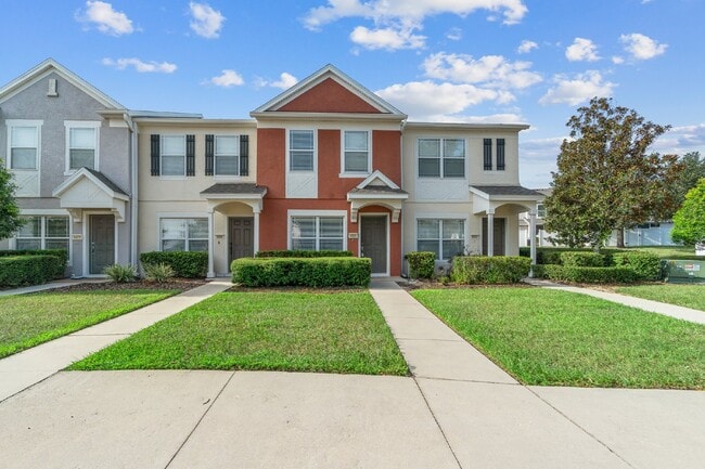 Photo - **NEWLY REMODELED ** MAINTENANCE FREE TOWN...