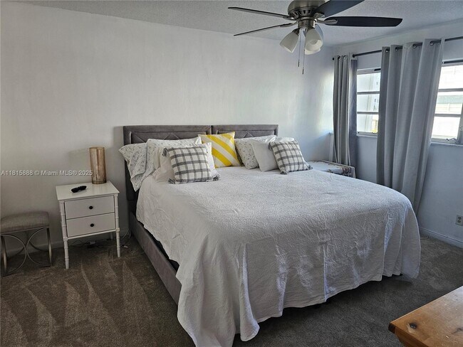 Photo - 215 SE 3rd Ave Unit 205A