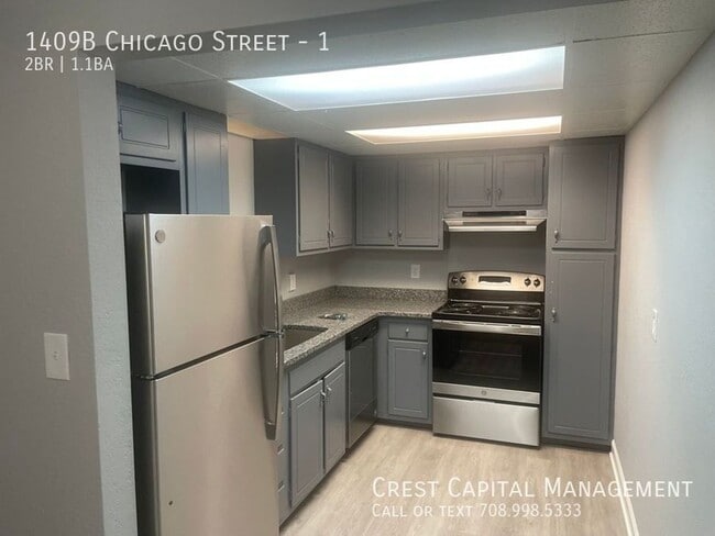 Building Photo - 1407 E Chicago St Unit 4 Rental