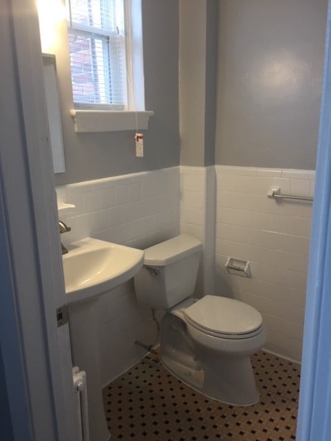 Baño - 524 13th Street