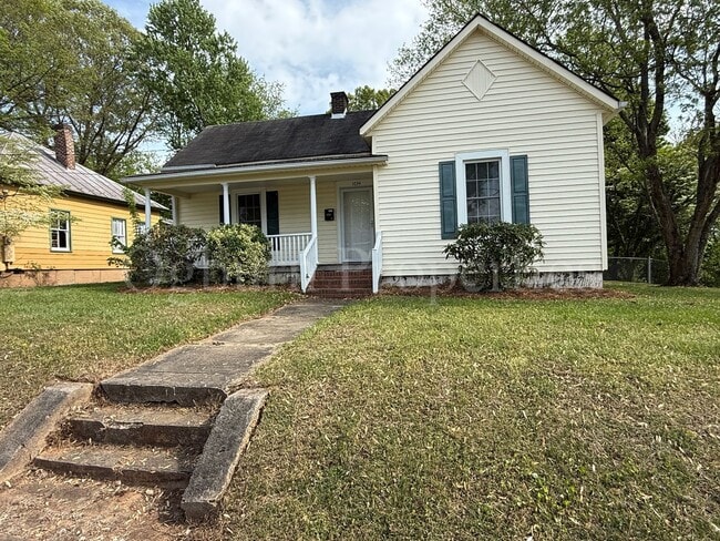 Building Photo - 1034 Franklin St SW