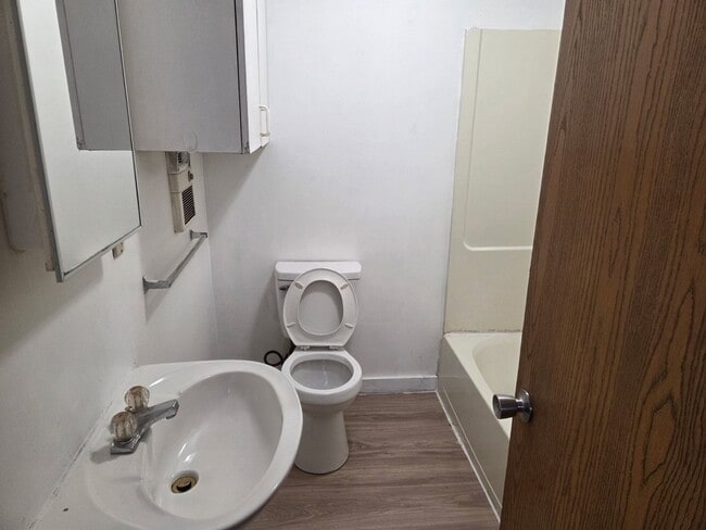 Photo - 817 N Townsend St Unidad Apt. 2