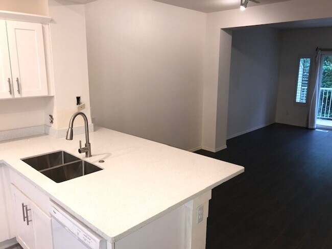 Photo - Beautiful remodeled 3 Story Townhome Pre-Leasing, Available now!