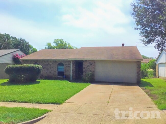 Photo - 9324 Timberbluff Rd