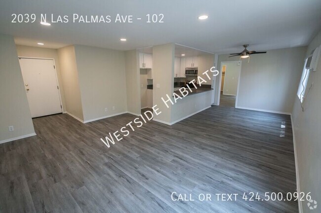 Building Photo - Gorgeous NEWLY RENOVATED apartment with a ... Unit 102