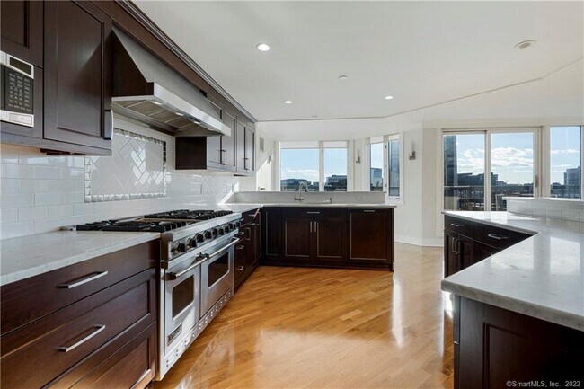 Photo - 25 Forest St Unit 14G