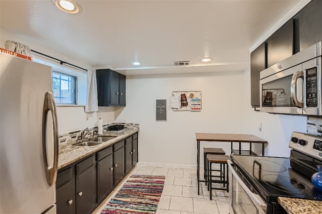 Photo - 1540 Lowell Blvd Unit B