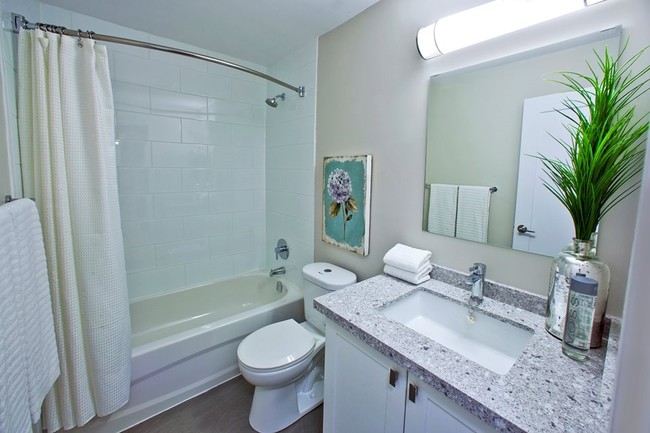 Photo - 2300 Marine Drive
