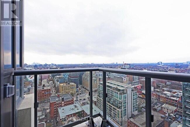 Photo - 108 Peter St Unité 2811