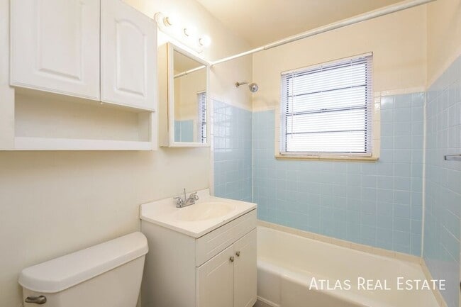 Photo - 3759 Wolff St