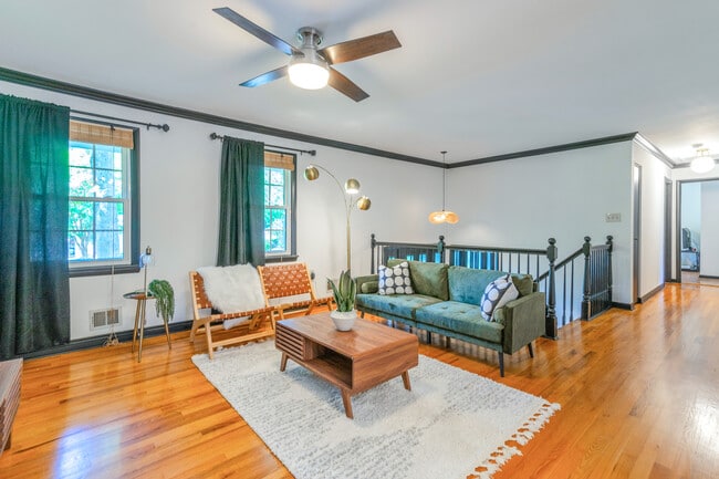 Building Photo - 15012 Olddale Rd Unit 15012 Rental
