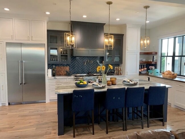 Photo - 805 Cordell St