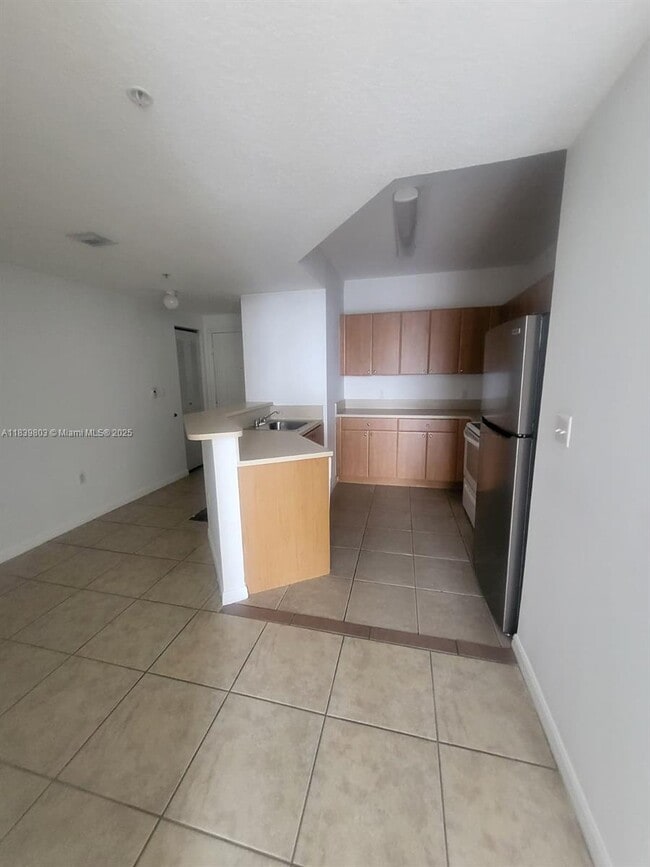 Photo - 119 SW 6th Ave Unidad 708