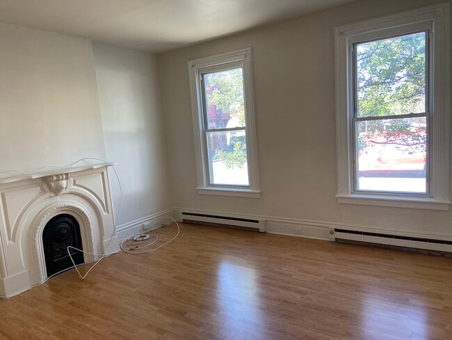 Photo - 1300 6th Ave Unit 1