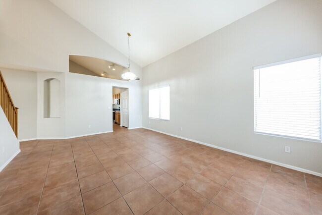 14711 W Ely Dr