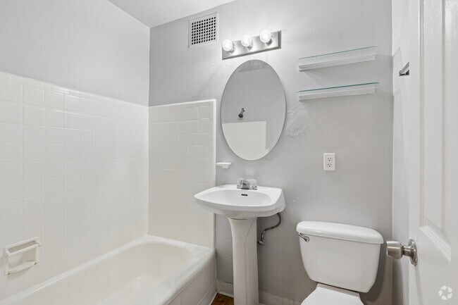1 habitación, 1 baño - 503 pies cuadrados - Baño
