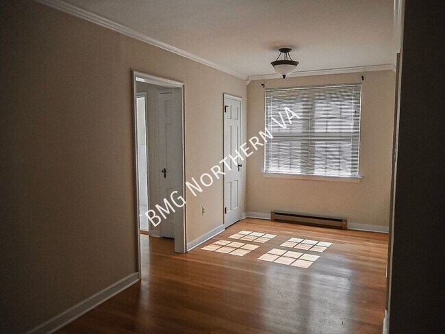 Photo - 3403 Commonwealth Ave
