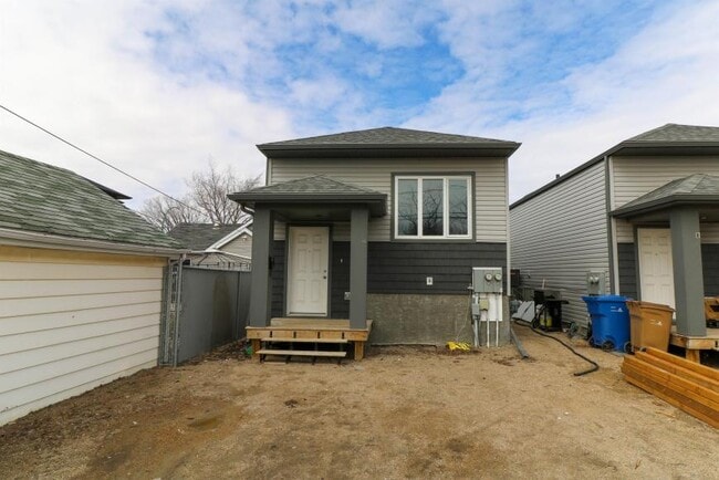 Building Photo - 2 bedroom in Regina SK S4R 1P1