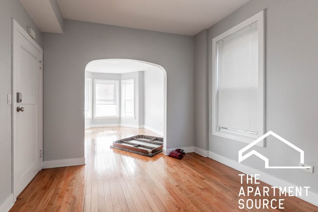 Photo - 4736 W Armitage Ave Unit 1