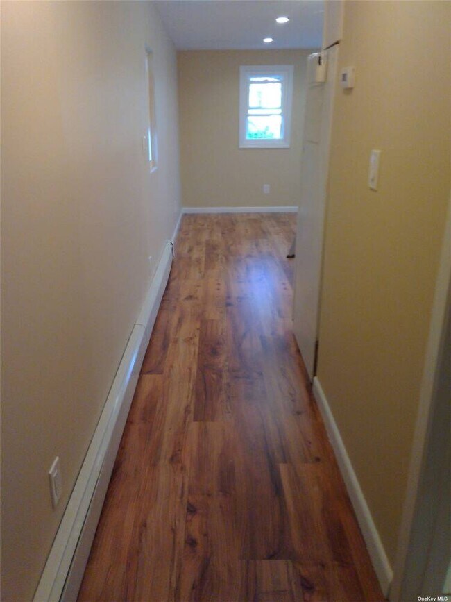 Photo - 26 Pinelawn Ave