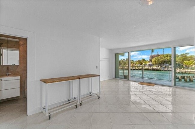 Photo - 65 SE Spanish Trail