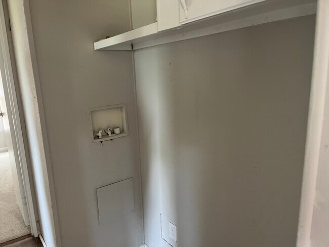 Photo - 207 Heath Rd