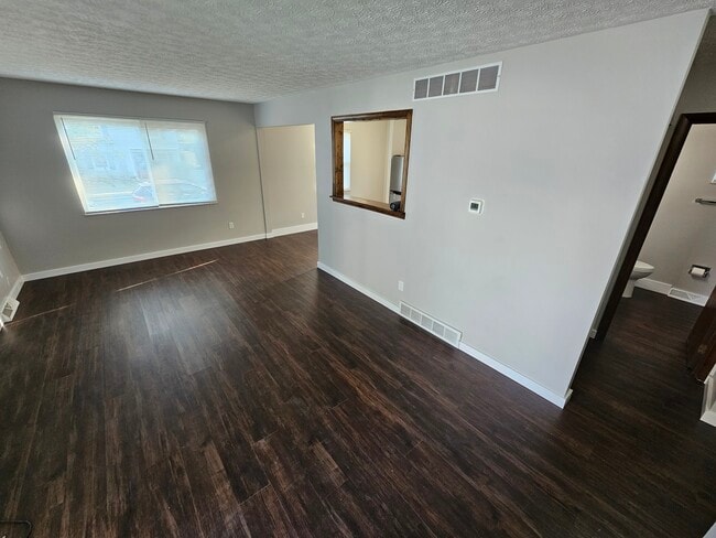 Photo - 126 Mossman Ave Unidad 126