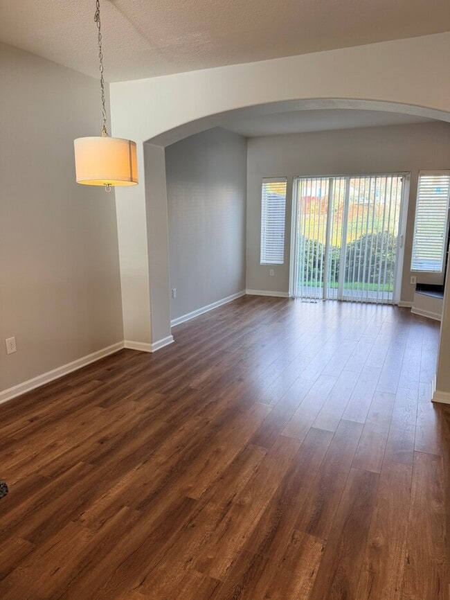 Photo - Beautiful Home in FABULOUS Location - Min ... Unit 103