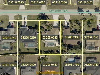 Building Photo - 920 SW 28th Terrace