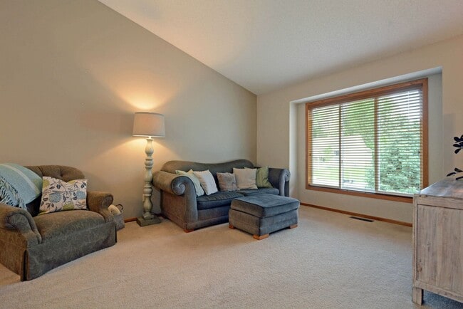 Photo - Spacious 3-Bedroom with Walkout and Fully Fenced Yard in Eagan