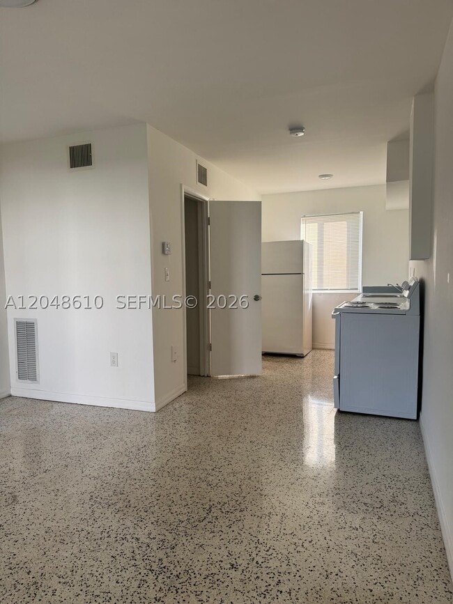 Photo - 680 NE 88th St Unit 2