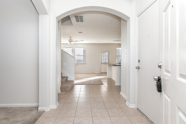 Photo - 6103 Menor Crest Dr