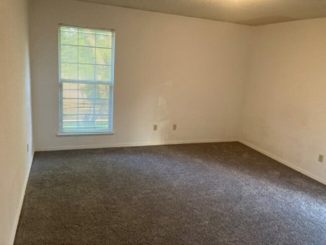 Photo - 1810 Westridge St Unit 2