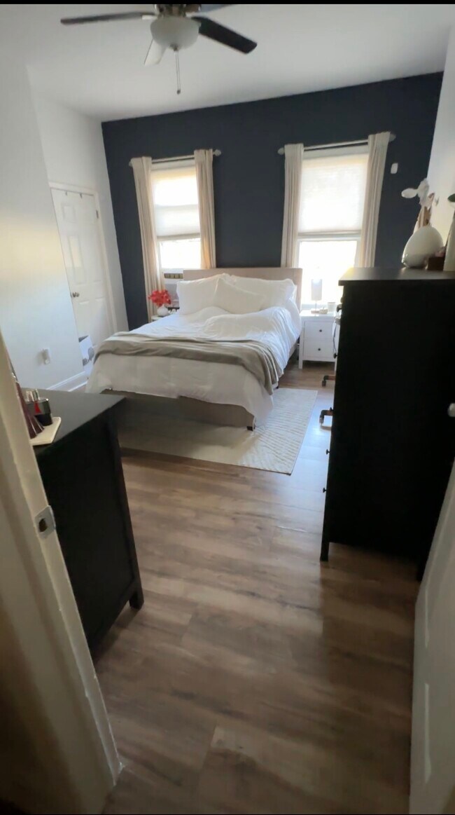 Photo - 37 Sayre St Unit 1