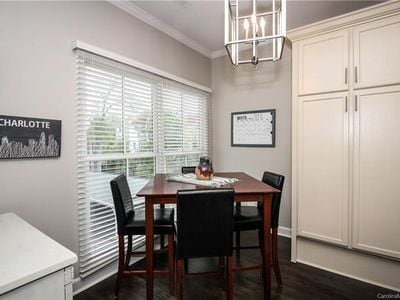 Photo - 2000 Euclid Ave Unidad K