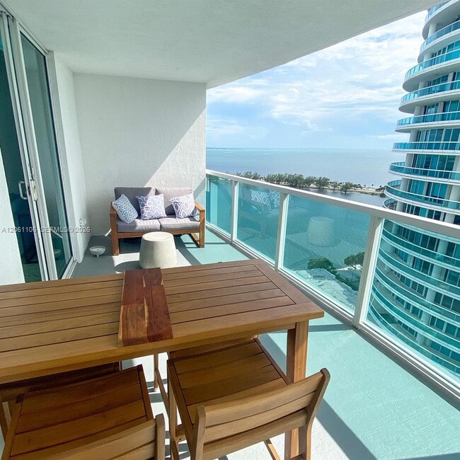 Building Photo - 2101 Brickell Ave Unit 2809
