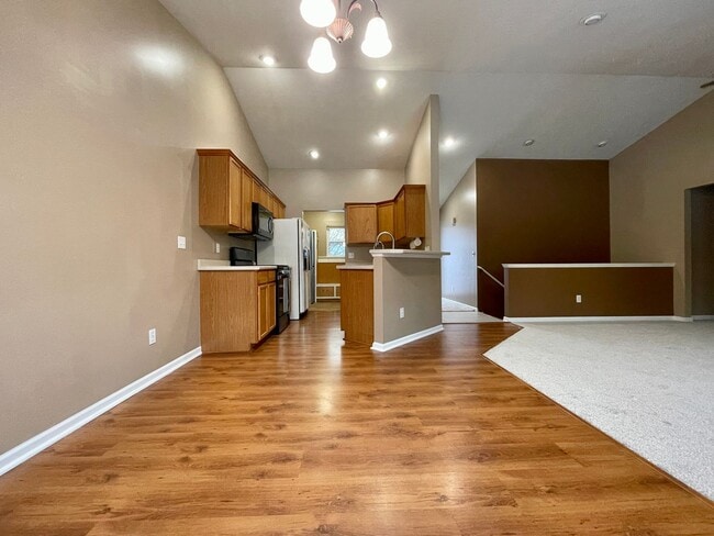 Photo - Spacious 4 Bedroom 3 Bathroom home